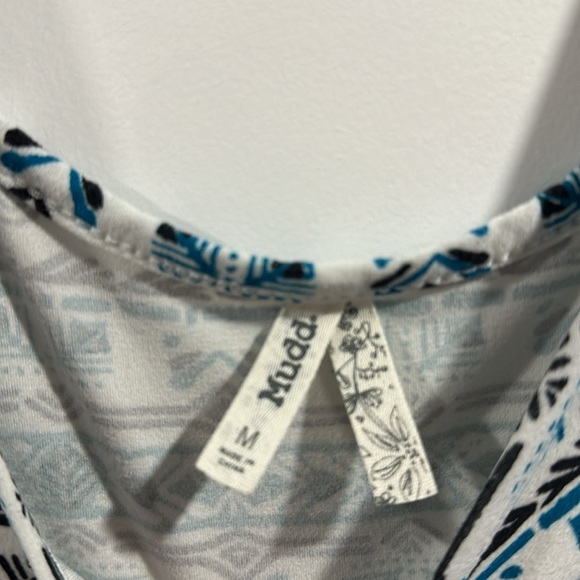 Mudd Pattern Body-con Dress - Picture 3 of 4